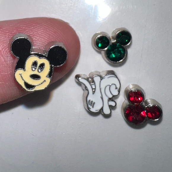 $2 FLOATING CHARM SET. NEW. $2 WITH ANY $10 ORDER OR MORE - Picture 7 of 16